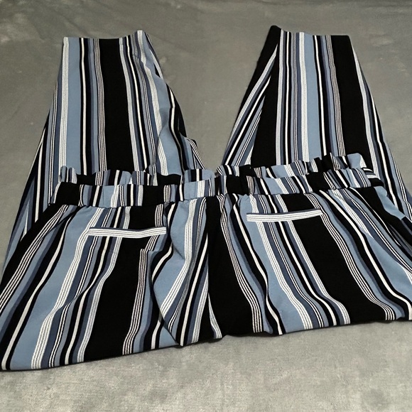 Soho Striped Paperbag Wide-Leg Pants Blue/Black XL Coastal Chic NWOT - Picture 3 of 5